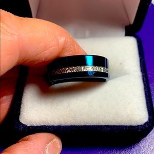 Men’s ring